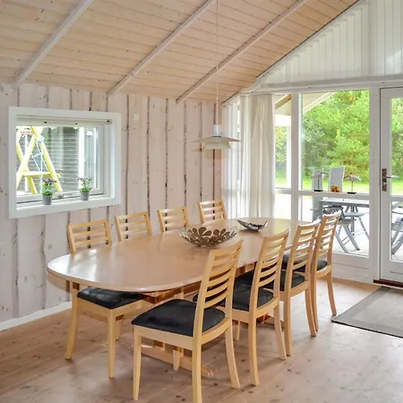 Asta - 1-7km From The Sea By Interhome Hals